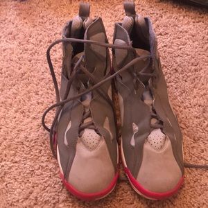 Grey and pink Jordan’s